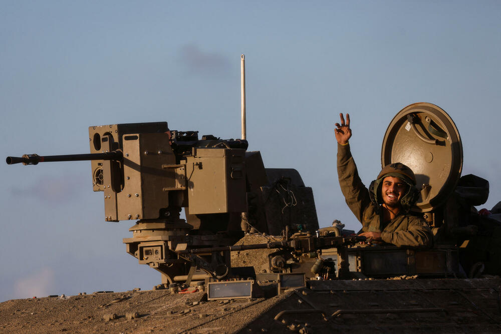 Izraelski vojnik na granici sa Gazom