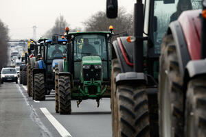 Poljoprivrednici u Francuskoj danas blokiraju pristupe velikim...