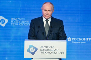 Putin kaže da je Rusija blizu stvaranja vakcina protiv raka