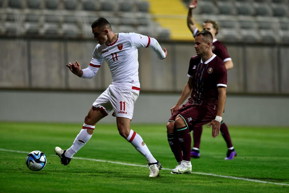 Krstović postiže gol na meču sa Bjelorusijom u Antaliji