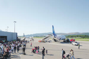 Skroman rast prometa aerodroma Tivat