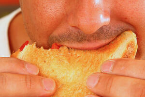 Ne jedite brzo: Vaš želudac za ovoliko 'shvata' da je pun