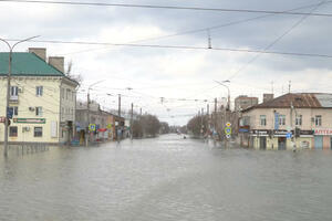 Više od 100.000 osoba evakuisano zbog poplava u Kazahstanu i Rusiji
