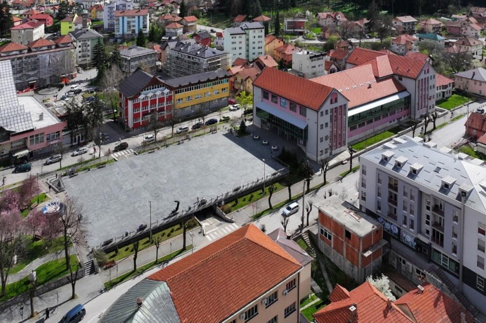 Dom kulture i trg u Pljevljima, Foto: Opština