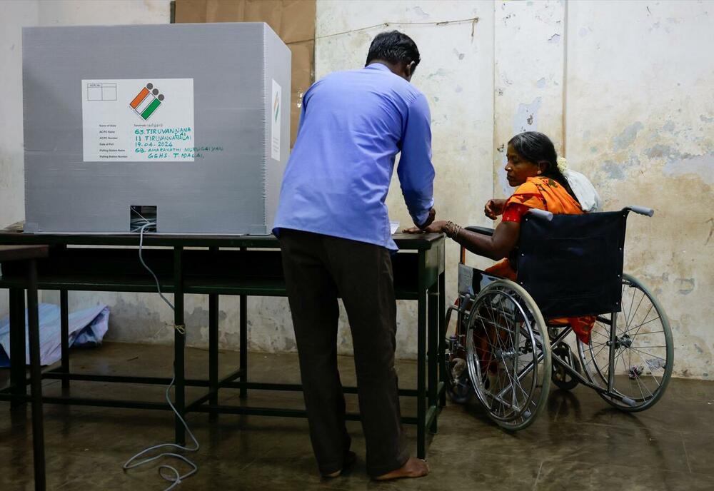 <p>Opšti izbori koji se održavaju u Indiji mogli bi da budu jedni od najvećih i najdužih u istoriji zemlje. Ko učestvuje, kakva su pravila i ko bi mogao da pobijedi?</p>