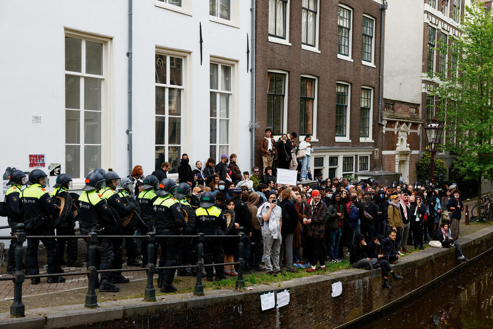 Propalestinski protesti ispred Univerziteta Amsterdam