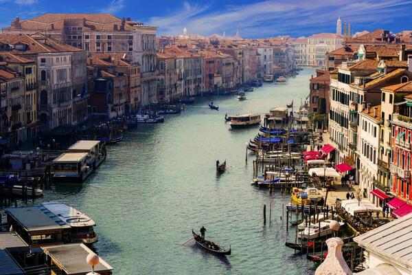 Zašto je uvođenje turističke takse u Veneciji kontroverzna politika