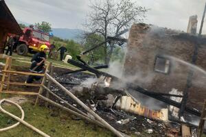 Služba zaštite i spasavanja: Požar u mjestu Sokolac u blizini...