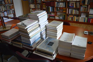 Stjepan Šešelj donirao knjige Hrvatskoj knjižnici