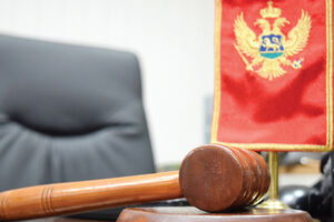 Odloženo ročište za ispitivanje zakonitosti i opravdanosti...