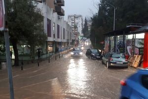 Herceg Novi: Oko 200 slučajeva štete, 260 litara kiše po kvadratu