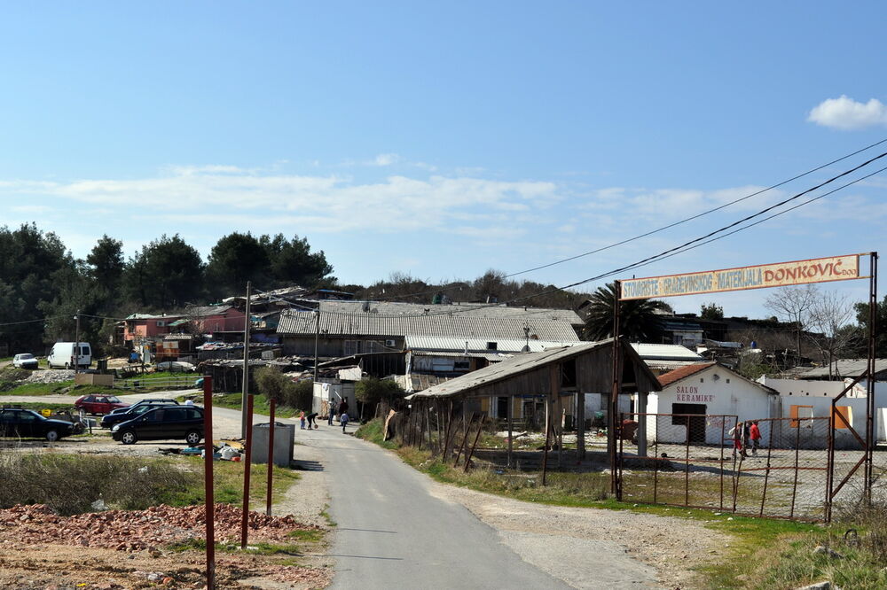 Tivat, Bonići, Foto: Siniša Luković