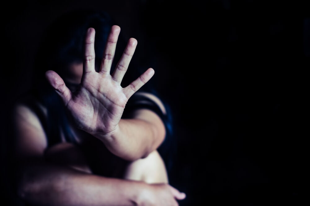 Silovanje, zlostavljanje,  dječak, Foto: Shutterstock