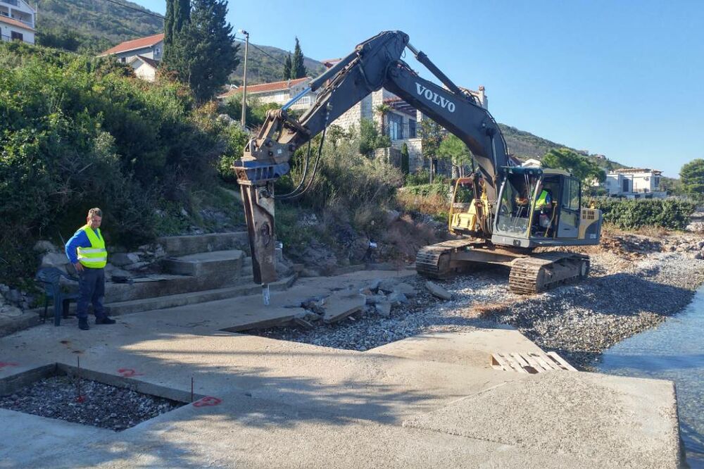 Krašići, rušenje, Foto: Siniša Luković