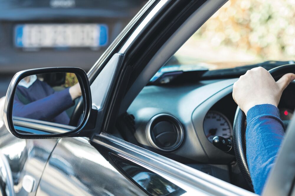 automotil, vožnja, AMSCG, Foto: Shutterstock.com