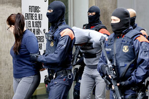 Velika operacija u Barseloni: Uhapšeno 55 osumnjičenih za šverc...