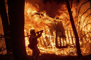 Broj mrtvih porastao na 42: "Najsmrtonosniji požar u istoriji SAD"
