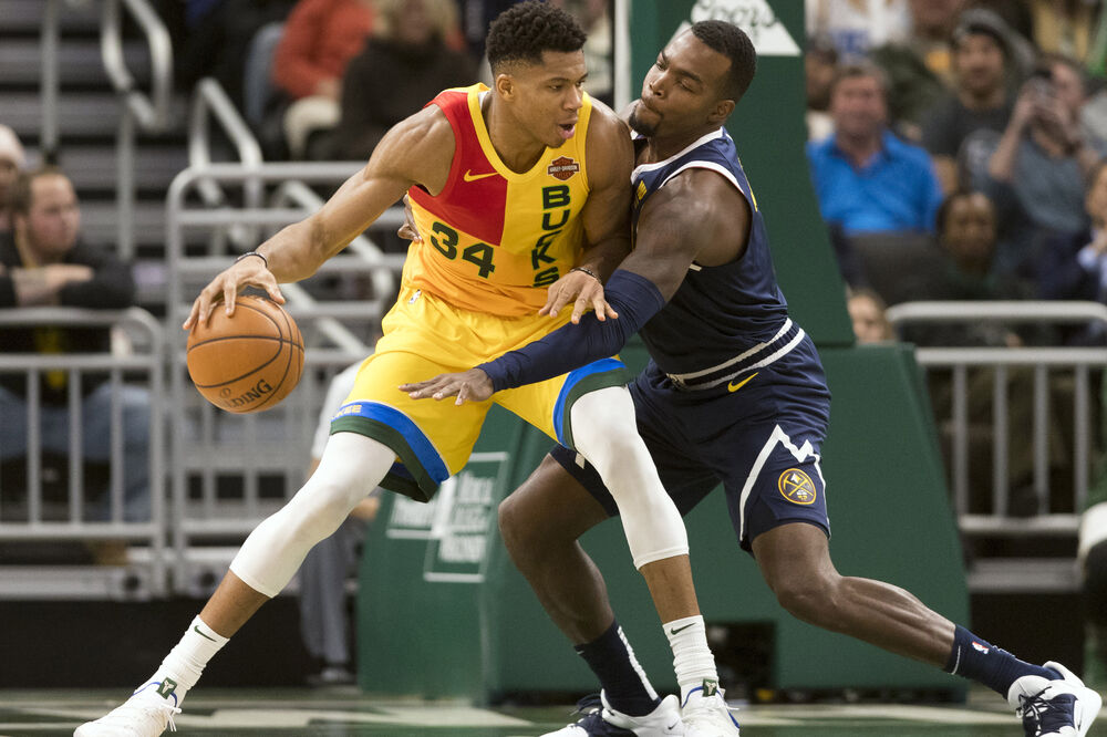 Pol Milsap, Janis Adetokumbo, Foto: Reuters