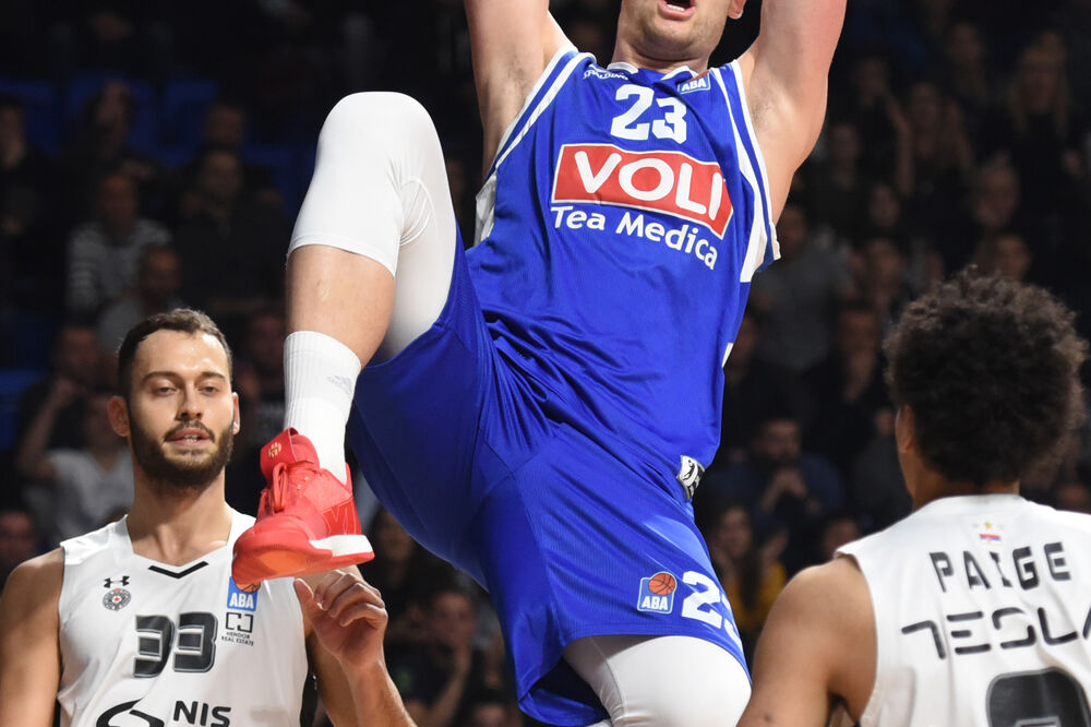 KK Budućnost Voli, Partizan, Foto: Savo Prelević