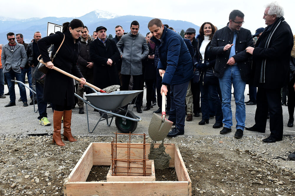 Damir Šehović, kamen temeljac, Gusinje, Foto: Gov.me/S. Matić