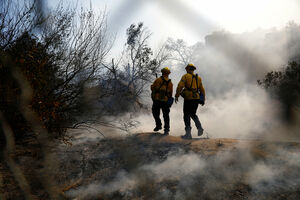 Novi bilans: Broj stradalih u požarima u Kaliforniji porastao na...