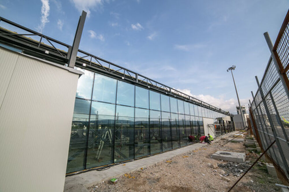 aerodrom tivat privremeni terminal, Foto: Aerodromi Crne Gore
