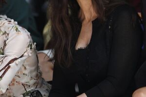 Iznenadila sve: Pogledajte kako Monika Beluči izgleda kao plavuša