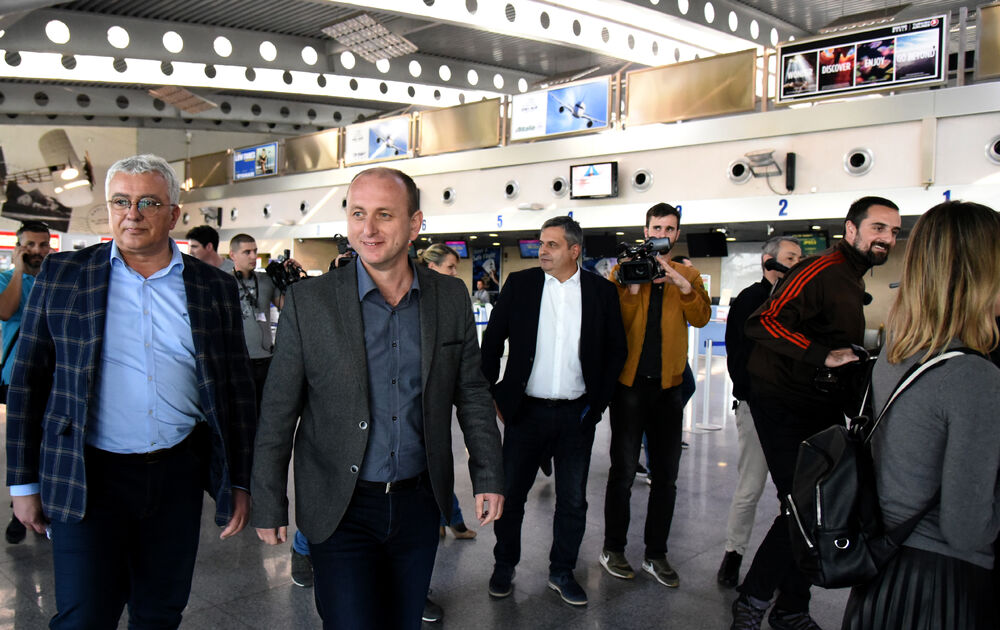 Andrija Mandić, Milan Knežević