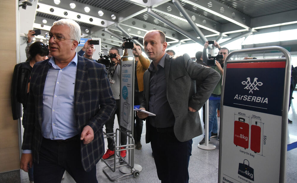 Andrija Mandić, Milan Knežević