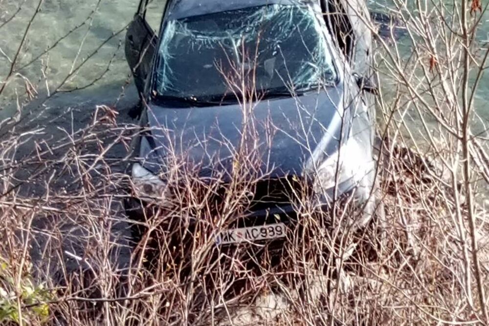 auto, Kolašin, Foto: Služba zaštite spasavanja Kolašin