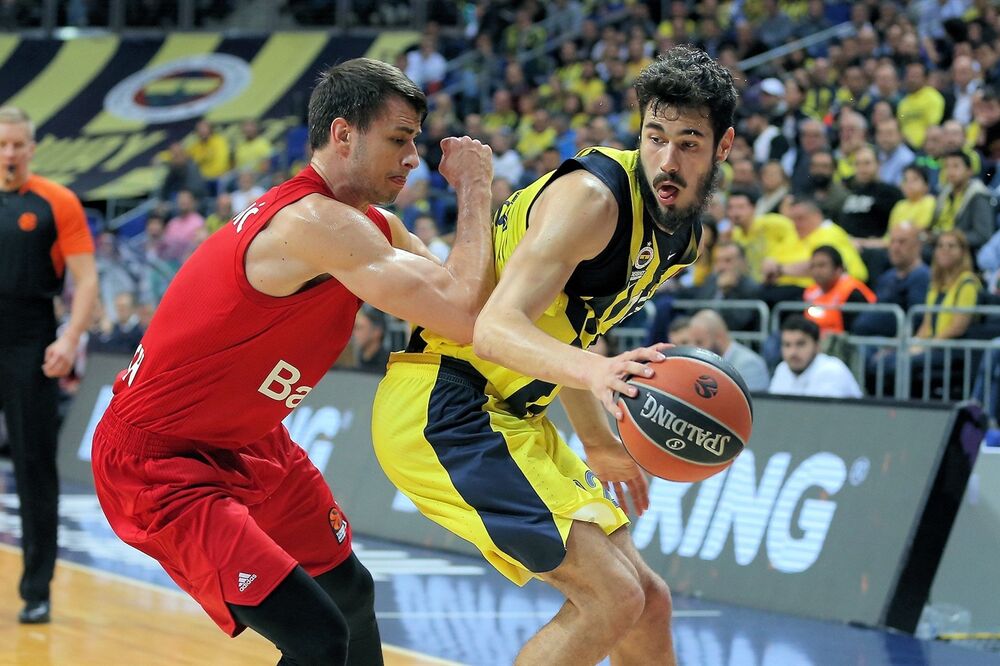 Nikola Kalinić i Nemanja Dangubić, Foto: Euroleague