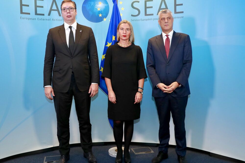Aleksandar Vučić, Federika Mogerini, Hašim Tači, Foto: Twitter