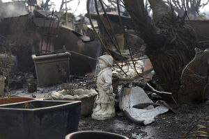 Vatra nastavlja da pustoši Kaliforniju: Broj žrtava porastao na 25