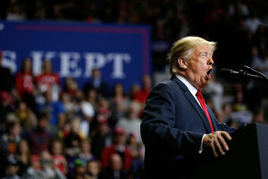 Prva reakcija Trampa na izbore: Ogroman uspjeh, hvala svima