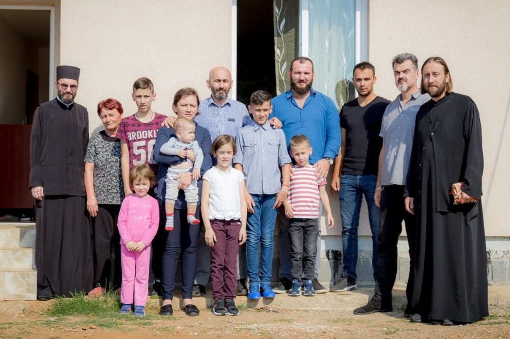 Stevanovići, kuća, Foto: Mitropolija.com