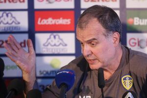 Ludak je i veliki čovjek: Marselo Bjelsa poklonio klubu 2,5...