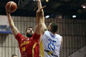 Velika pobjeda Crne Gore, san o Mundobasketu još živi