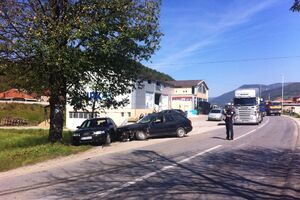 Bjelopoljci lakše povrijeđeni u sudaru tri vozila