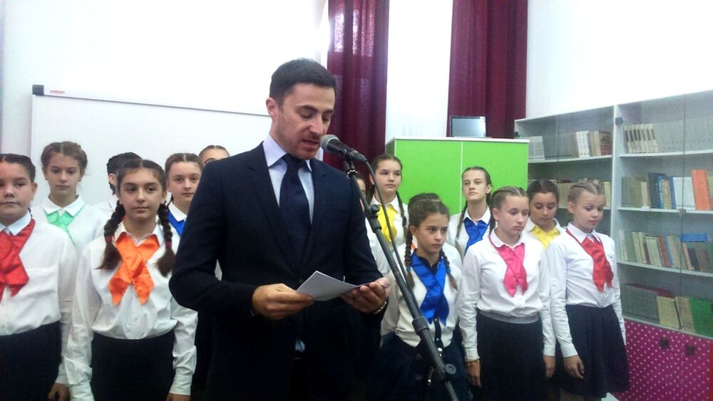 Dječja biblioteka, Aleksandar Bogdanović