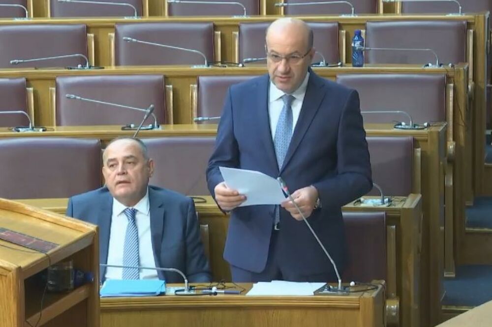 Rafet Husović, Foto: Screenshot (Skupština Crne Gore)