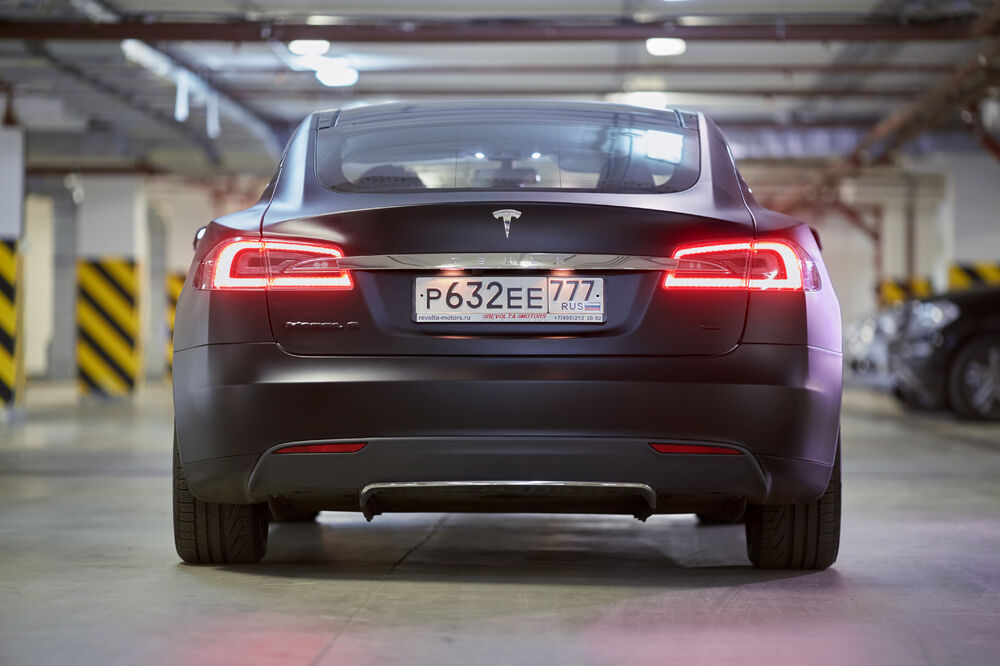 Tesla Model S, Foto: Shutterstock