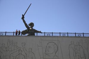 Engleski navijači položili vijenac na spomenik Sovjetima