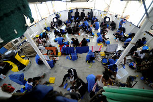Španija će primiti 60 od 141 migranta s broda Akvarijus