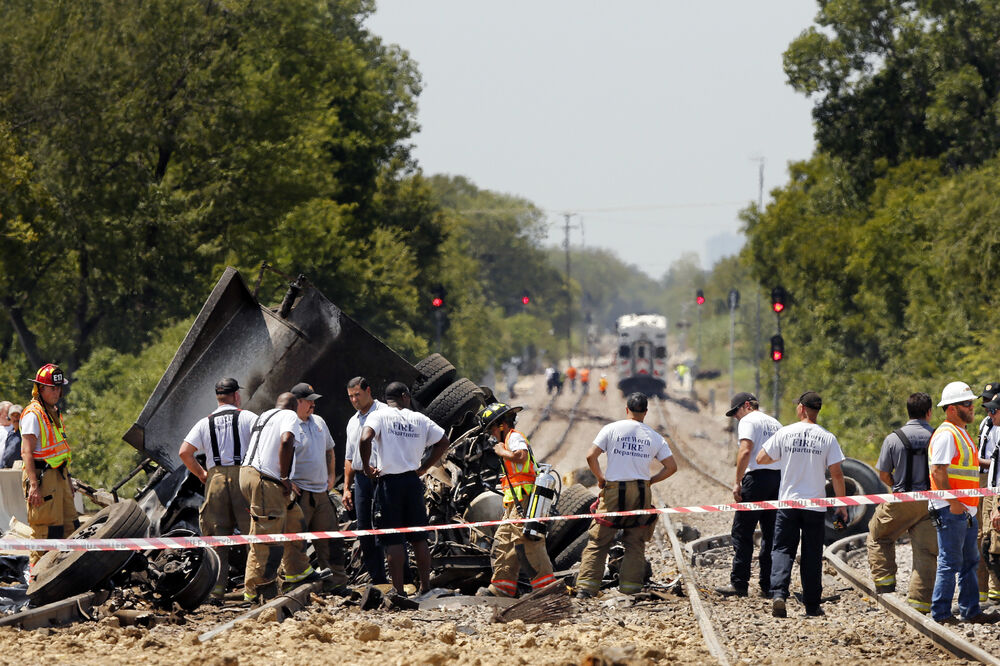 Teksas, sudar voza i kamiona, Foto: Beta-AP