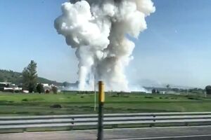 Meksiko: Eksplozije u radionicama za proizvodnju vatrometa, 17...