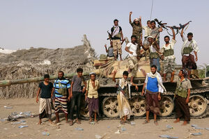Drugi dan ofanzive, teške borbe kod jemenskog grada Hodeide: 39...