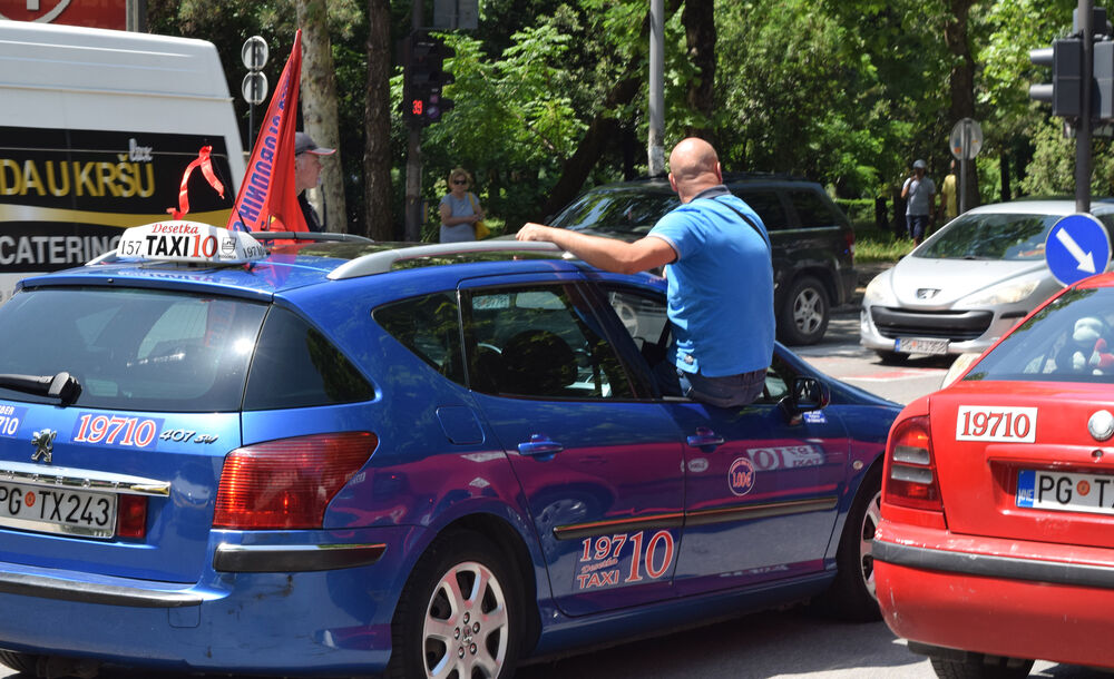 Taksisti protest
