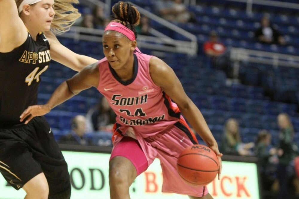 Čina Elis, Foto: Budućnost