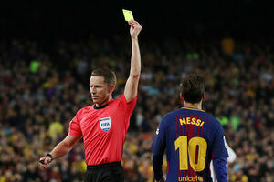 Polemike: Šta je Mesi rekao sudiji na poluvremenu "el klasika" i...