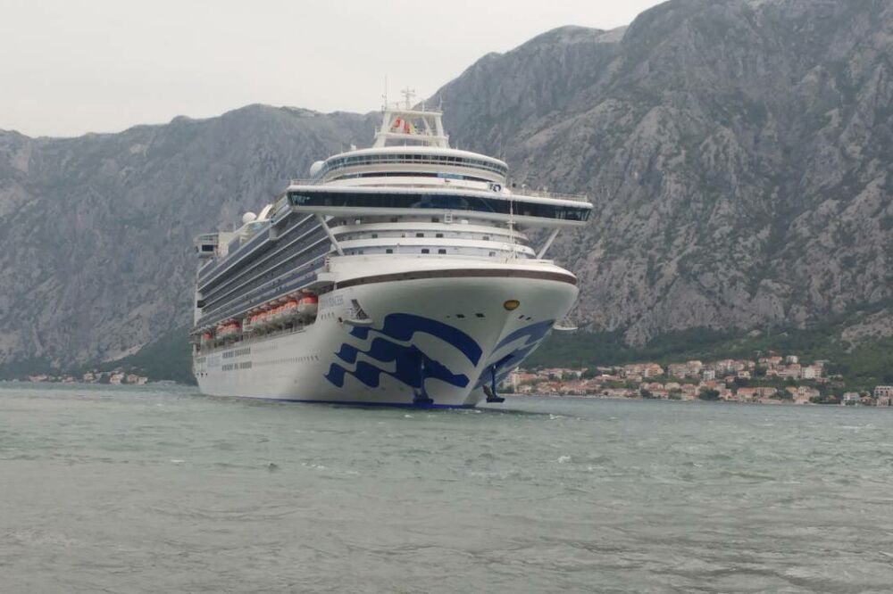 megakruzer Crown Princess, Foto: Siniša Luković